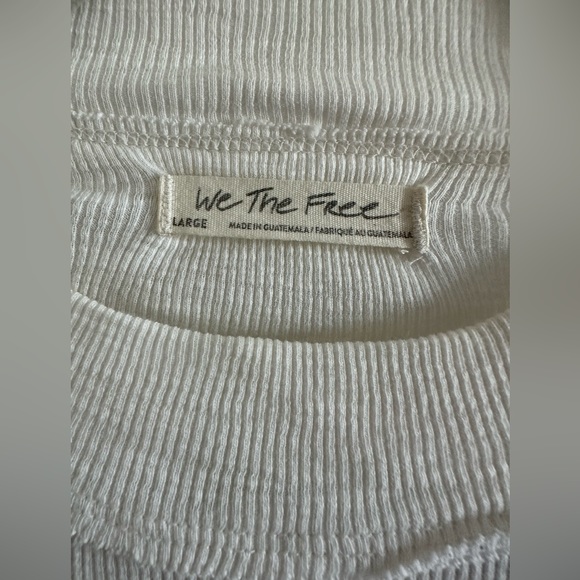 Free people NWOT, cream, long sleeve, shirt with open back. Size large. - Picture 3 of 3